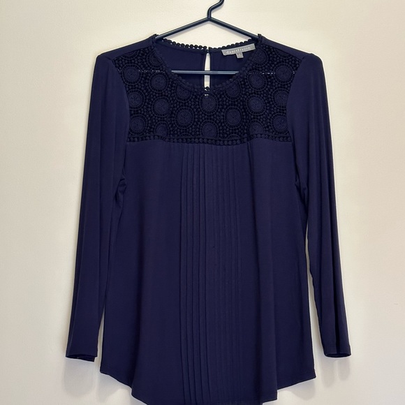 A Bundle of Three DANIEL RAINN Knit Tops (Sz S) - Picture 6 of 7